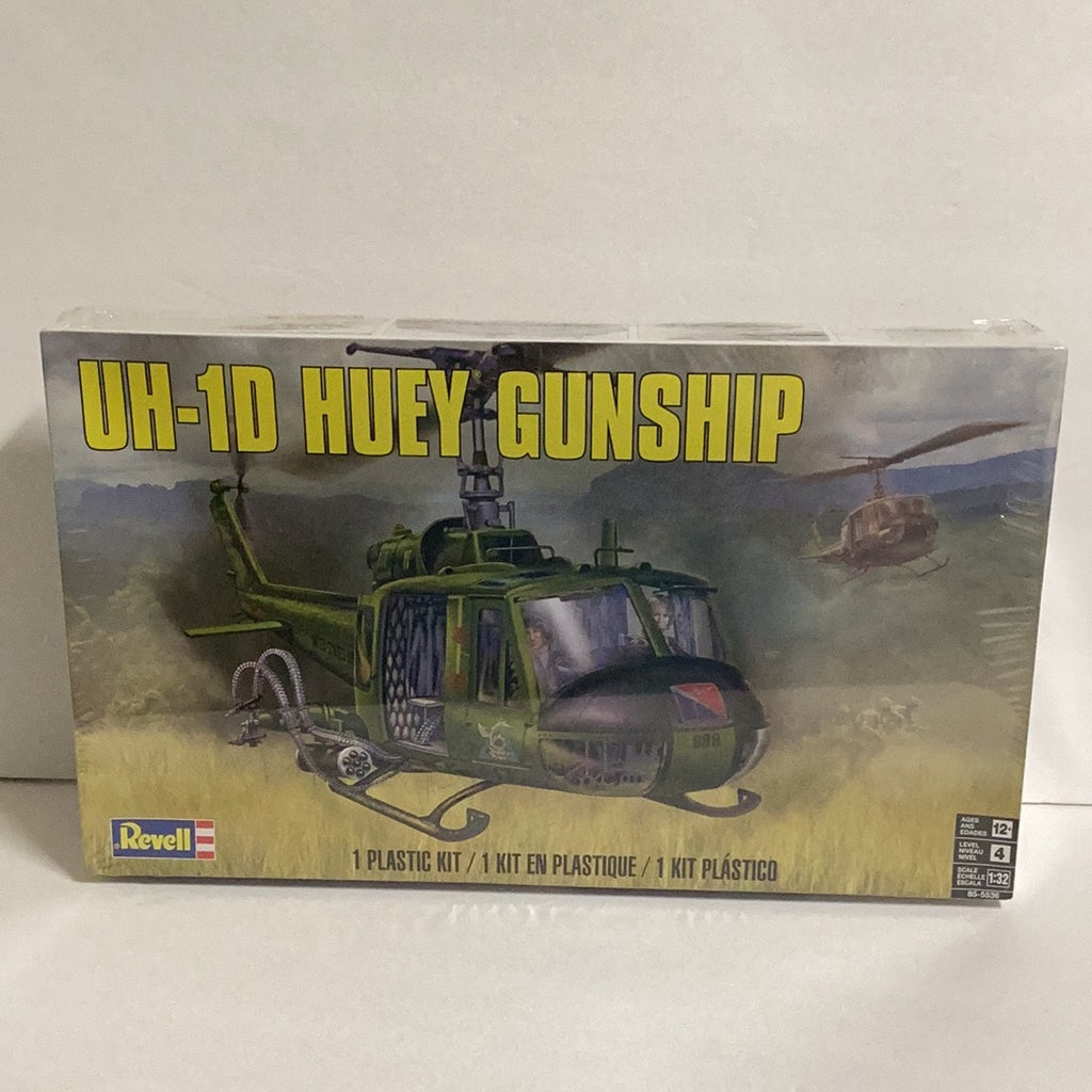 Revell 1/32 UH-1D Huey Gunship # 85-5536