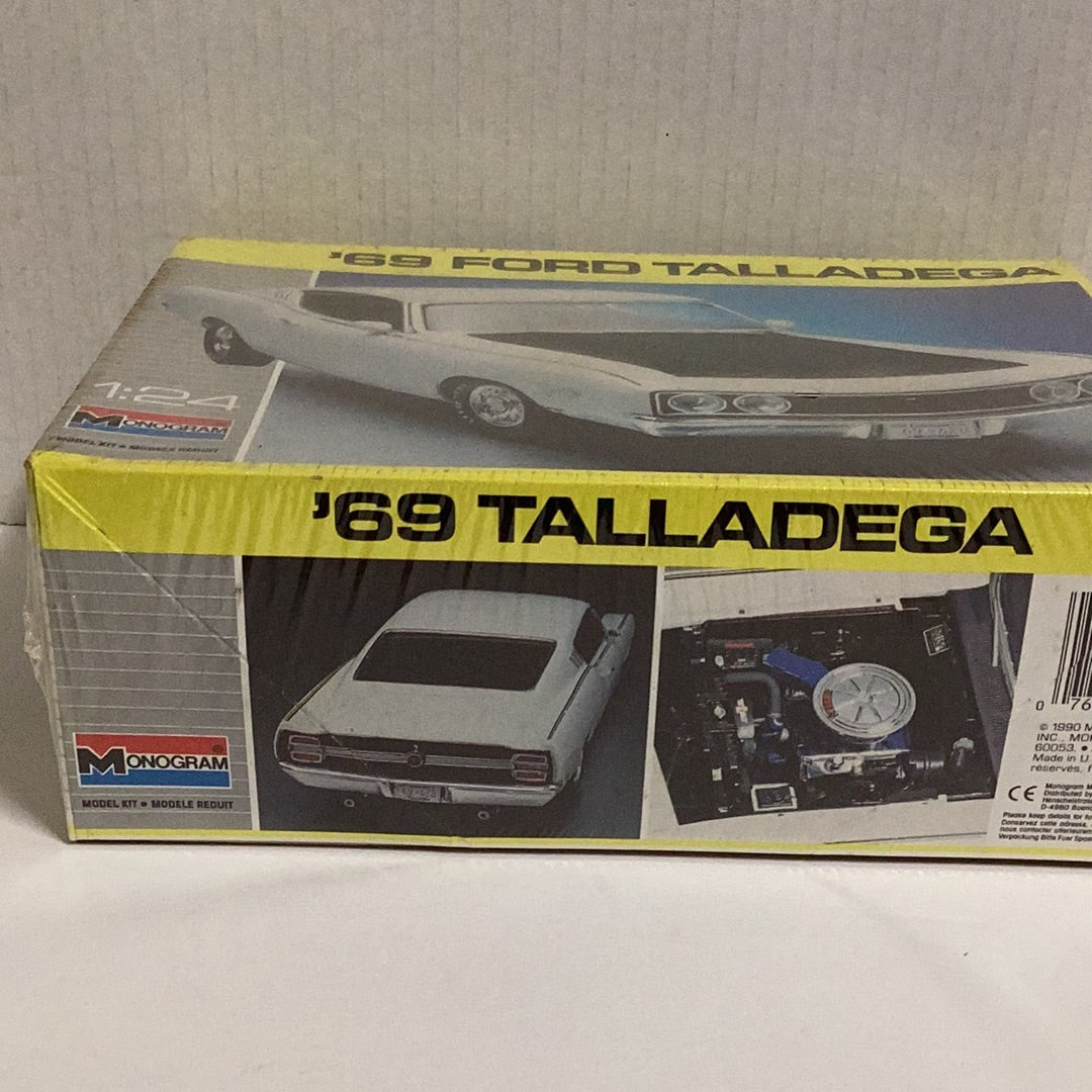 1/24 Monogram ‘69 Ford Talladega Kit #2912