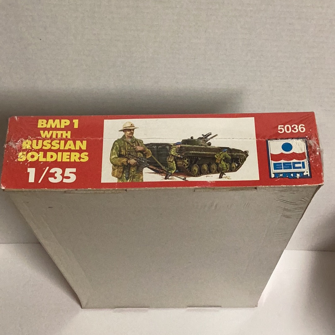 ESCI 1/35 BMP1 Tank w/ Russian Soldiers Kit #5036