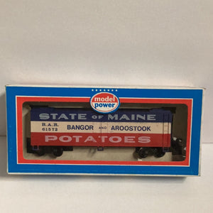 Model Power HO State Of Maine Box Car